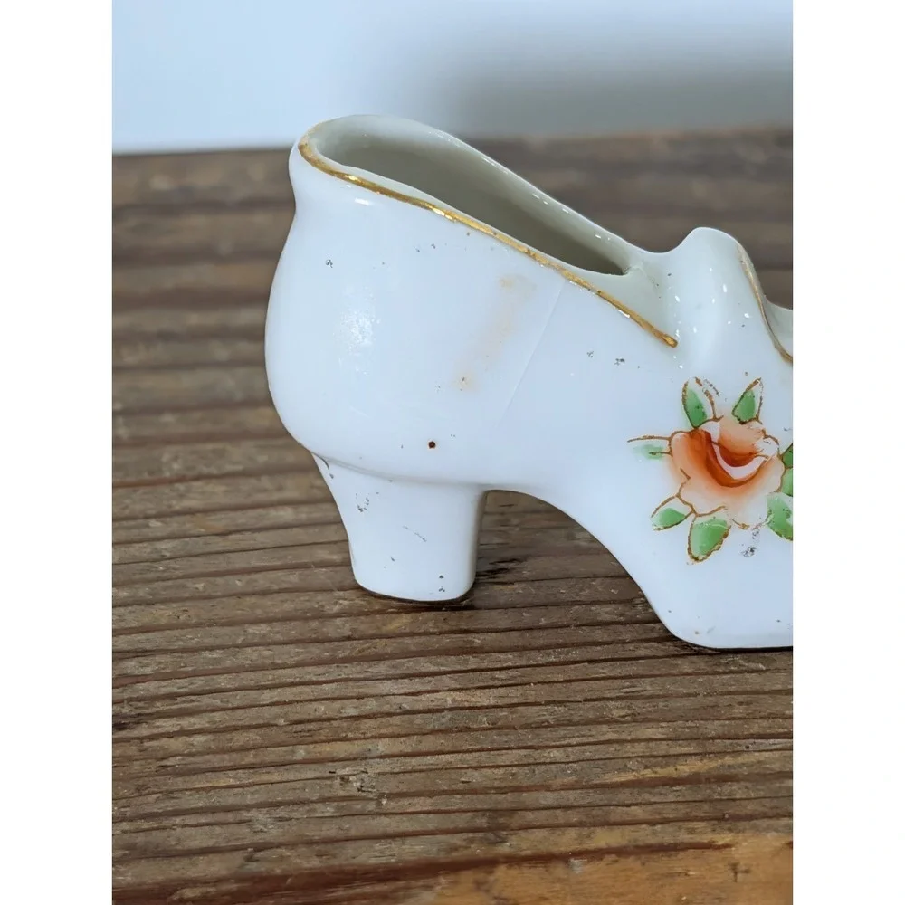 Vintage Occupied Japan Porcelain Shoe Vases Pair Hand Painted Floral Gold Trim